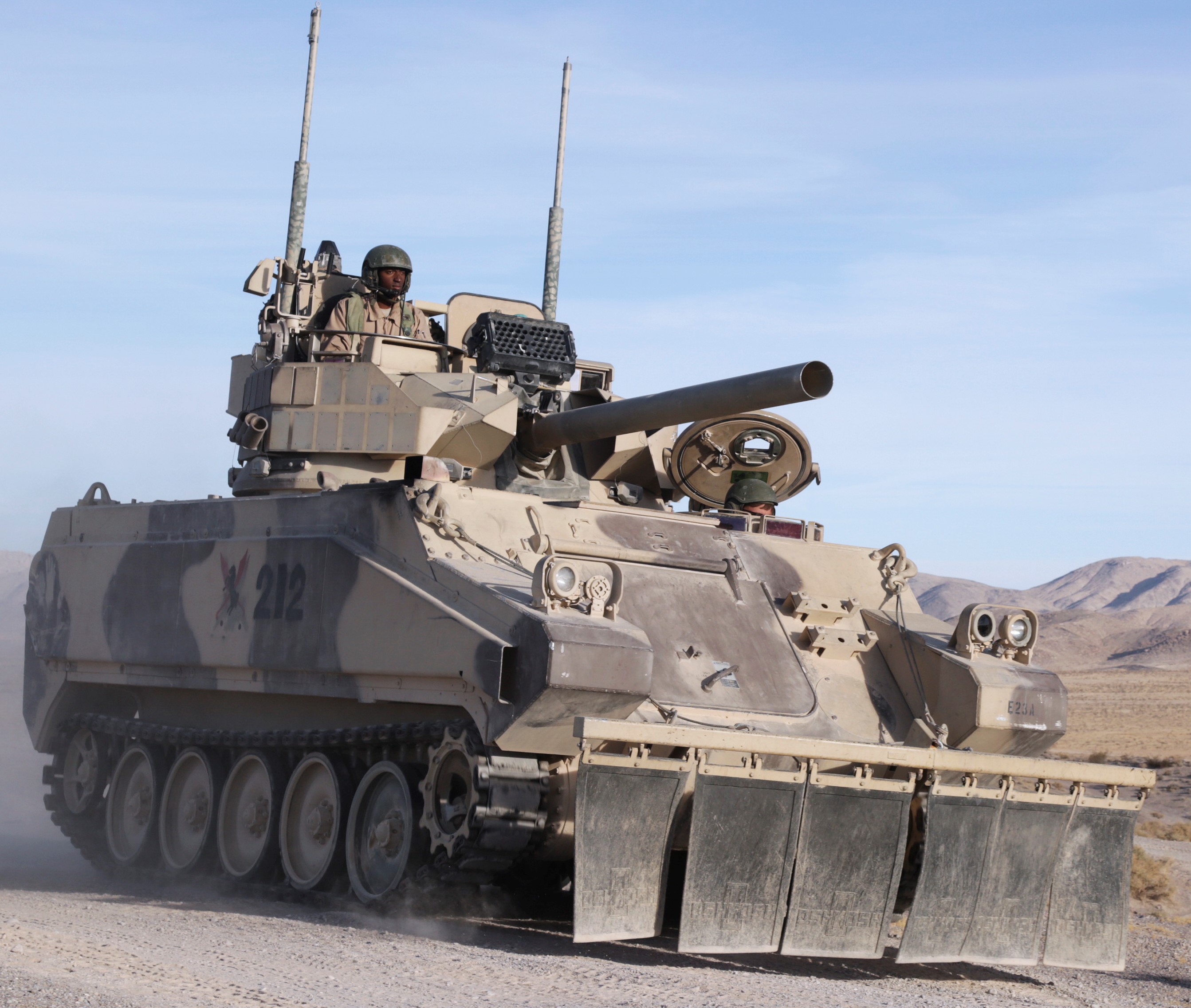 vehicle-i-d-m113-disguised-as-bmp-blind-bat-news